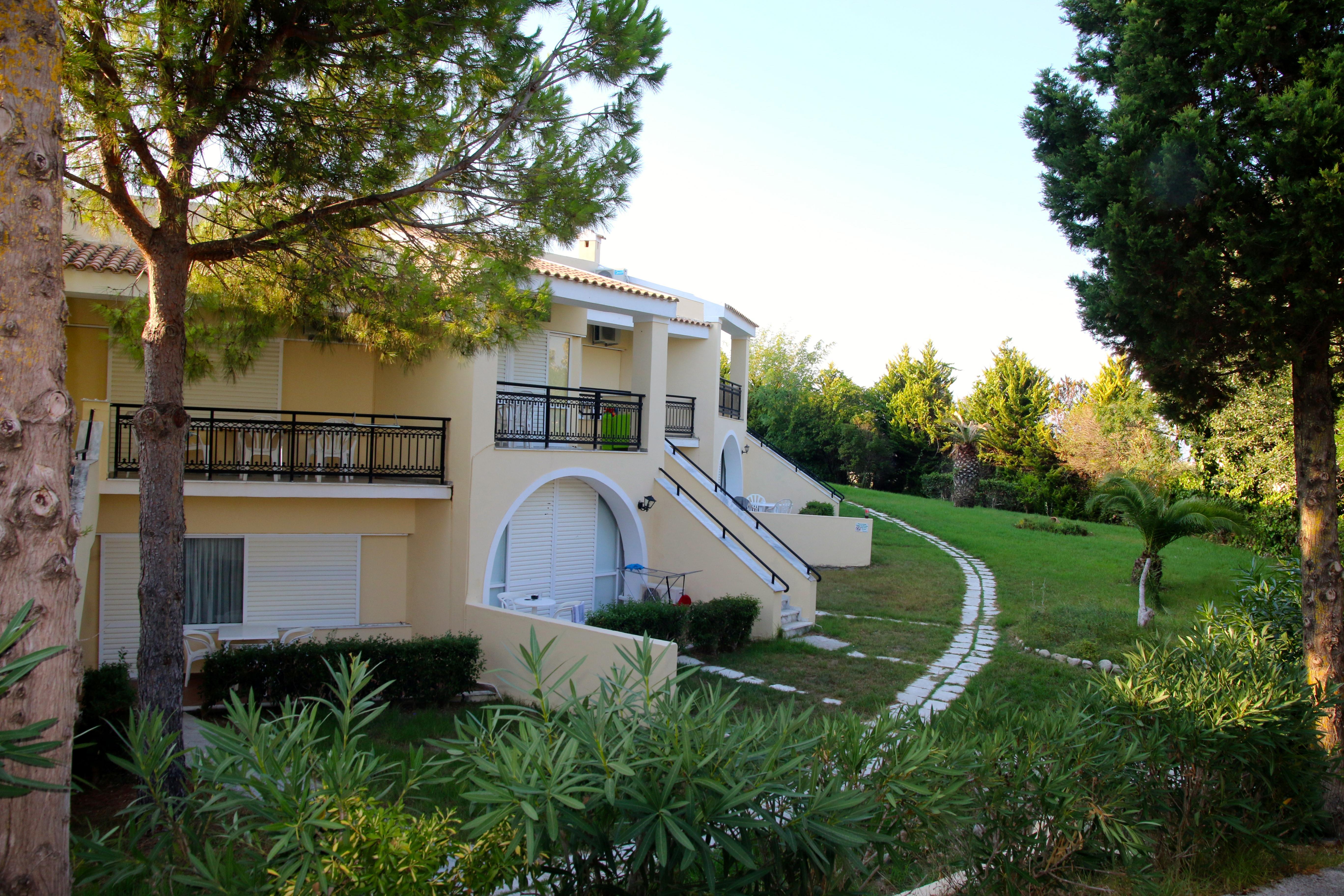 Mediterranean Blue Hotel Kávos Exterior photo